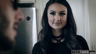 Eliza Ibarra Ügyvéd Kell Kakas