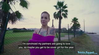 Обществен представител Силива Руби получава абсолютен тласък в секс клипове на открито