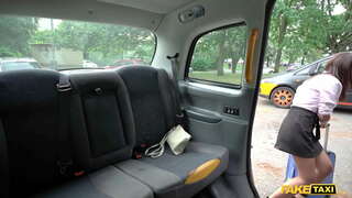 Կեղծ Տաքսի Ական Մորենո մինետ տաքսի