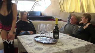 ���້ານໃຫ້ເຮັດທຸກຢ່າງ....