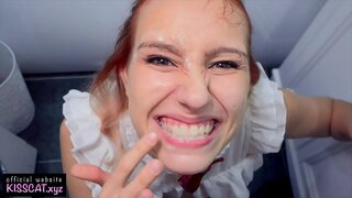 Yosh Boba uchun yuz Fuck Deepthroat va tozalash uchun tishlarga Jum